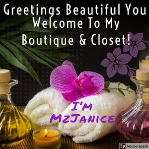 "The Hippie's Den"✌💜💫OFFERS WELCOME